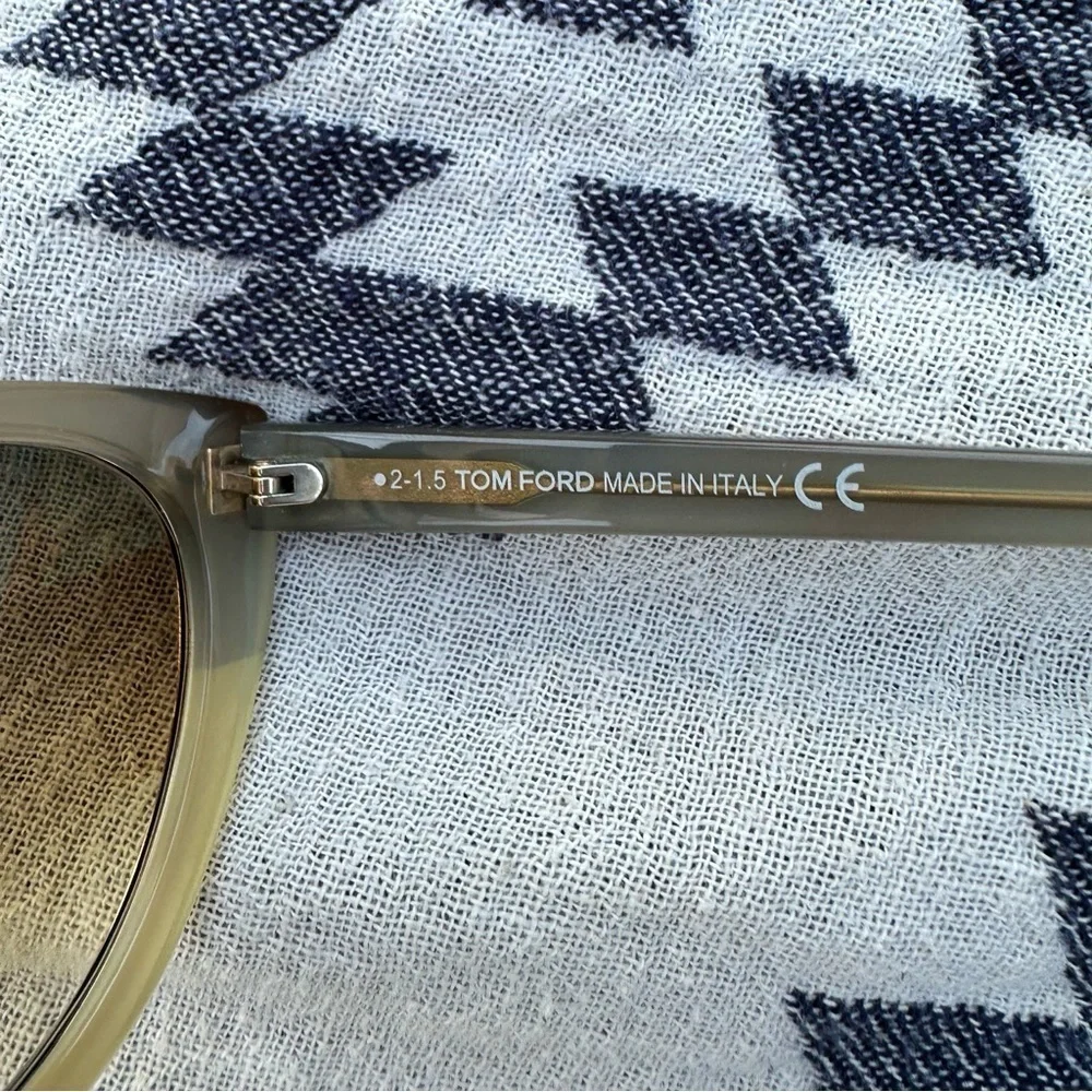 Tom Ford Edita Sunglasses TF384 58mm cat eye gray gradient yellow grey